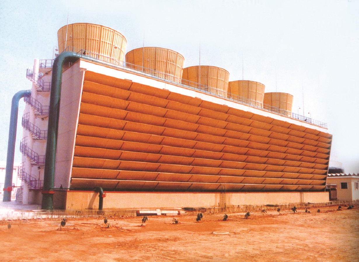 福建煉油廠(chǎng)冷水塔 （省優(yōu)質(zhì)工程）.jpg