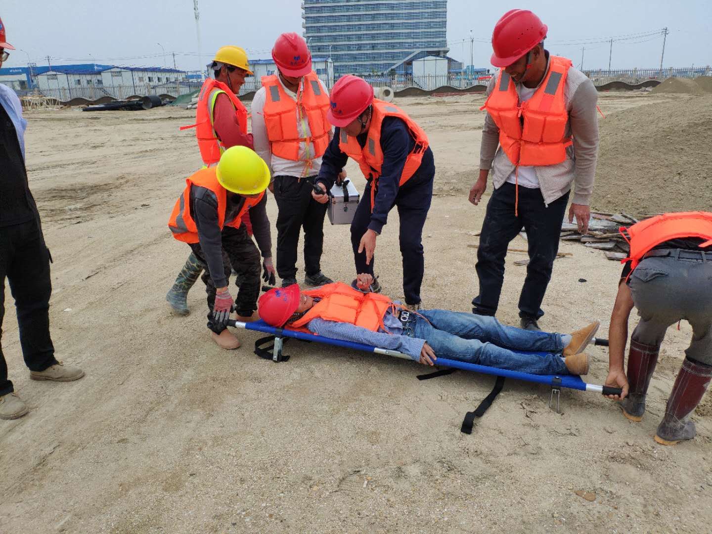 夏季防臺防汛演練2.jpg 夏季防臺防汛演練2.jpg